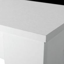 Jídelní stůl AT-B140 WT1, 138x80 cm, MDF bílé lamino, dekorativní černý pruh