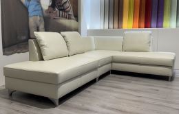 Grenada kůže Milano 2101 tmavě bílá a polštáře od modelu Havaj (11)