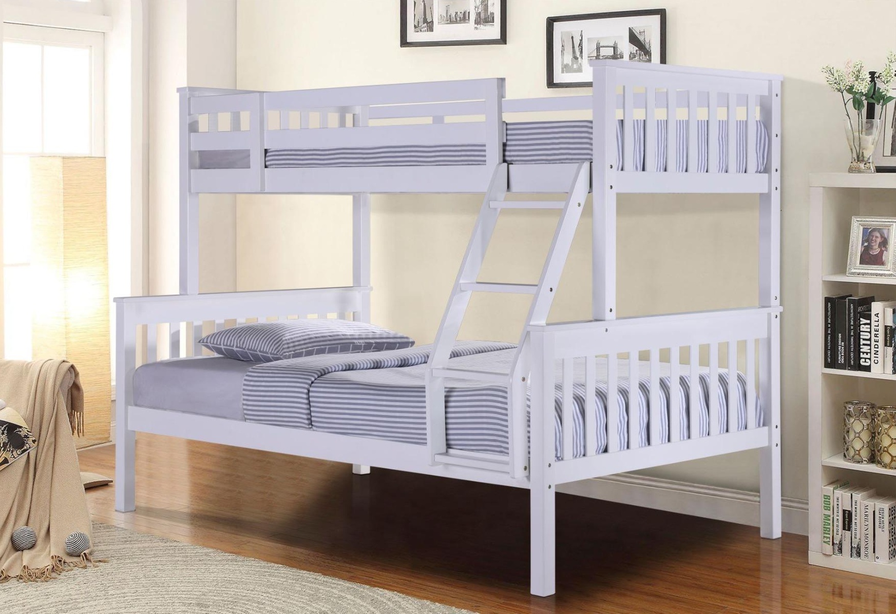 Dřevěná patrová postel ICEBERG 90x200 a 140x200 cm, barva matná bílá